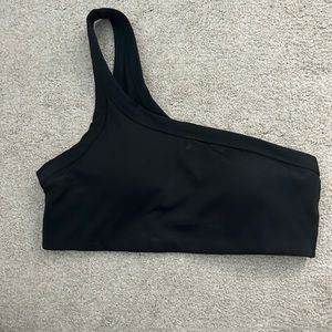 Black one shoulder sports bra